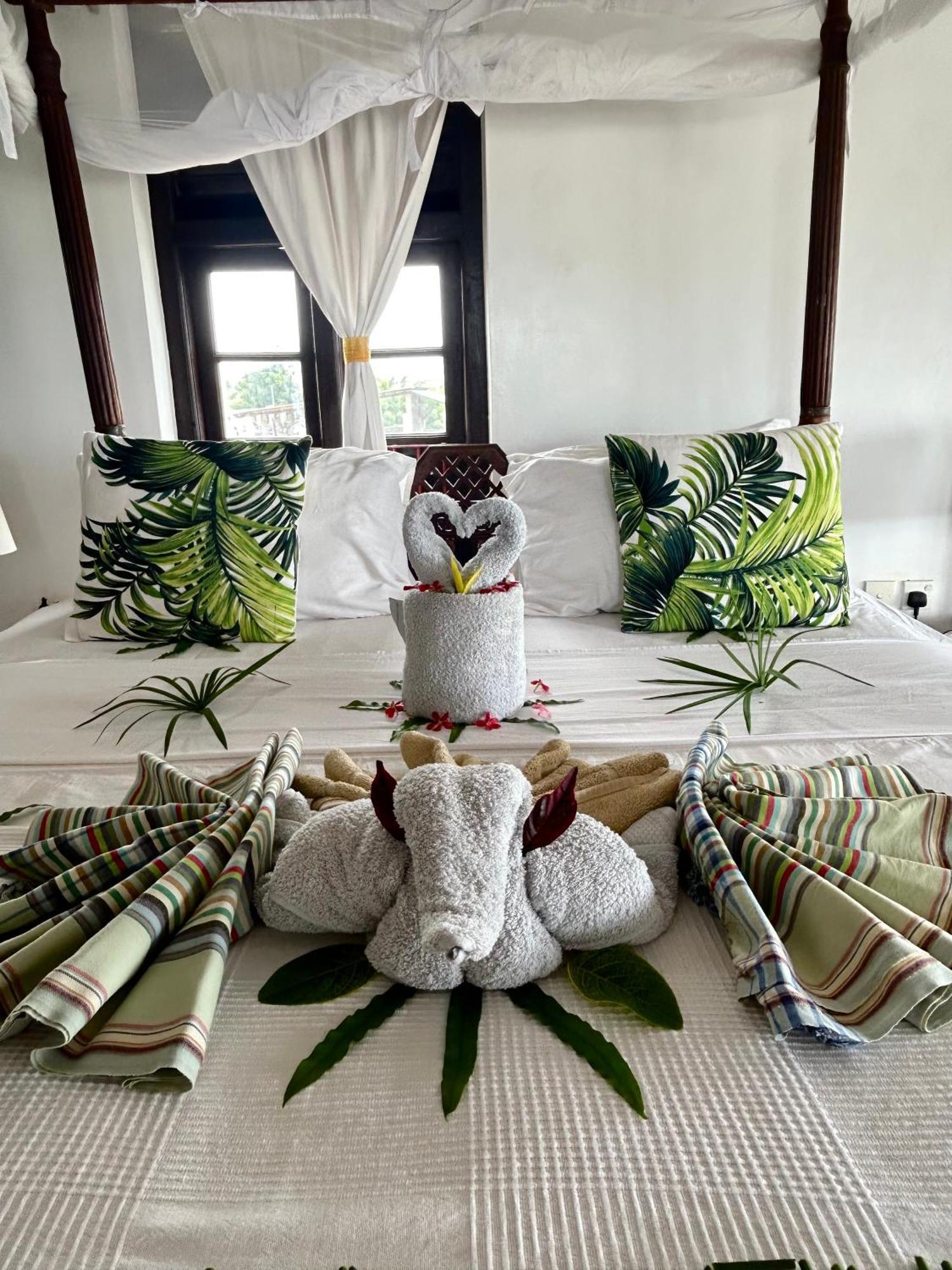 Banana House&wellness Centre * Lamu